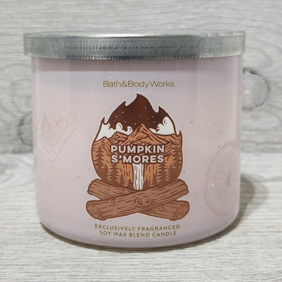 Bath & Body Works Pumpkin S'mores 3-Wick Candle - Picture 1 of 4